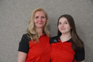 Jana Melzian  Emily Hein